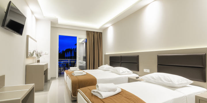 deluxe apartment with balcony vice hotel laganas zante zakynthos